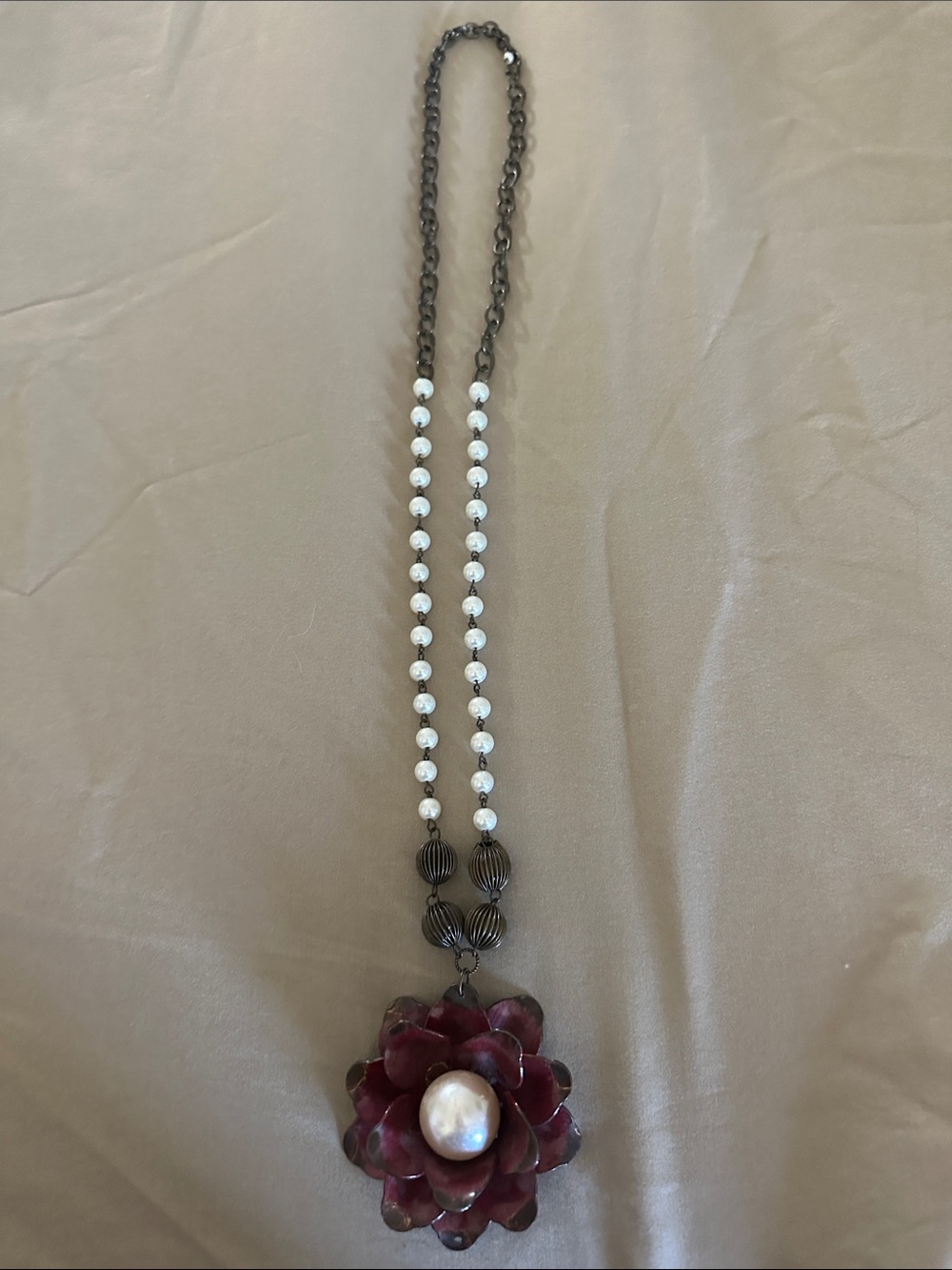 **BUNDLE 3 ITEMS FOR $12!!!  Floral Pendant Necklace with Pink Flower and Pearl